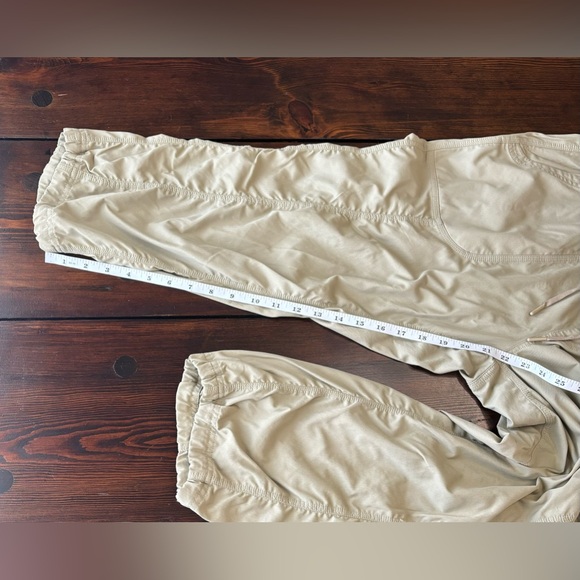 The North Face Pants Beige Ruched Hiking Casual Outdoor Cropped Capris Womens XL - Picture 8 of 11